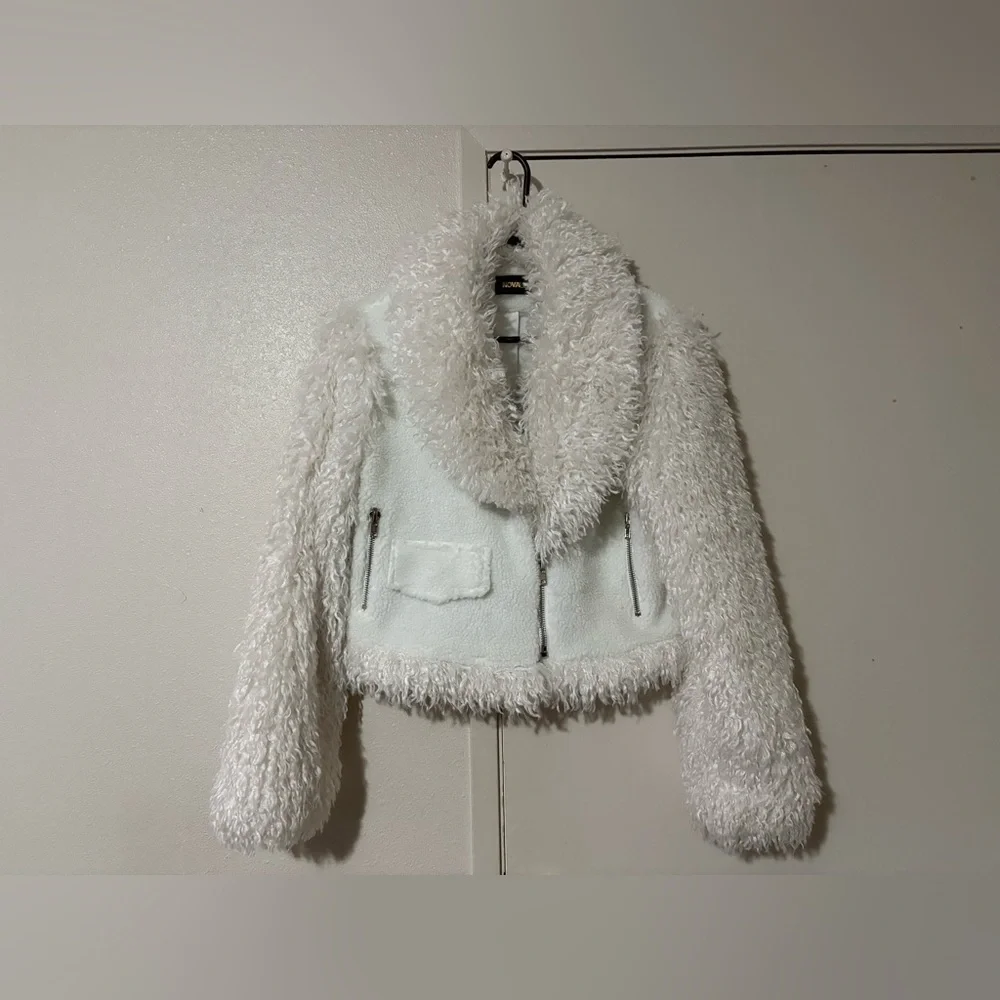 NWT Fashion Nova Cream Teddy Jacket fluffy mob wife attire stylish - Picture 2 of 7